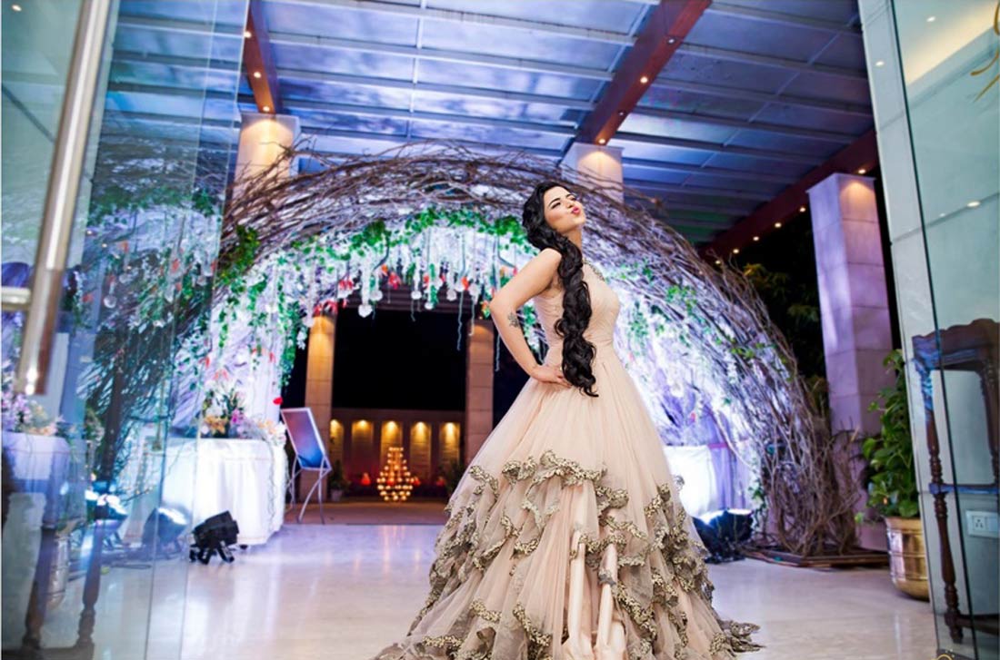 27 Wedding Reception Dresses That Are So Pretty, It Hurts