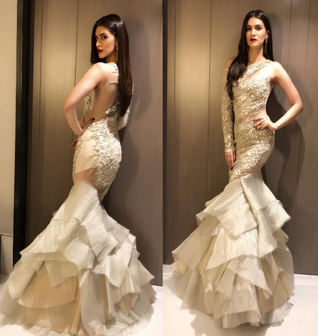 Kriti-Sanon-IIFA-Rocks-2018