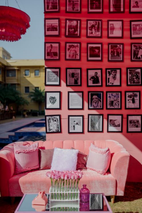decor-pink-corner-aurora