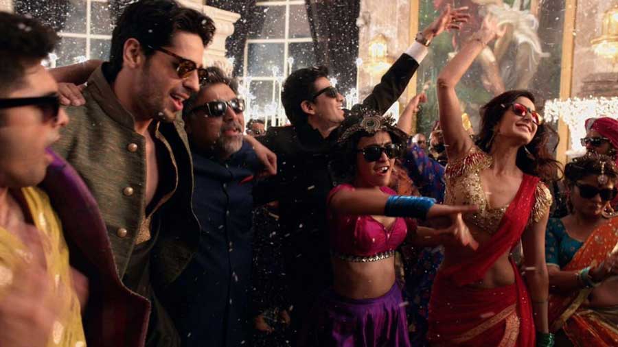 Indian wedding sangeet song - Kala chashma - wedding song guide - Witty ...