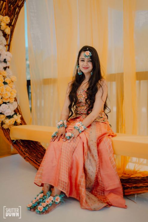 dw2K14061I_bride-haldi-Chuda-36